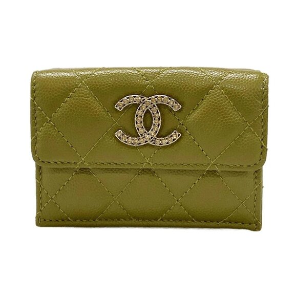 Auth CHANEL Matelasse Khaki Calfskin Trifold Wallet Gold hardware - Picture 1 of 11